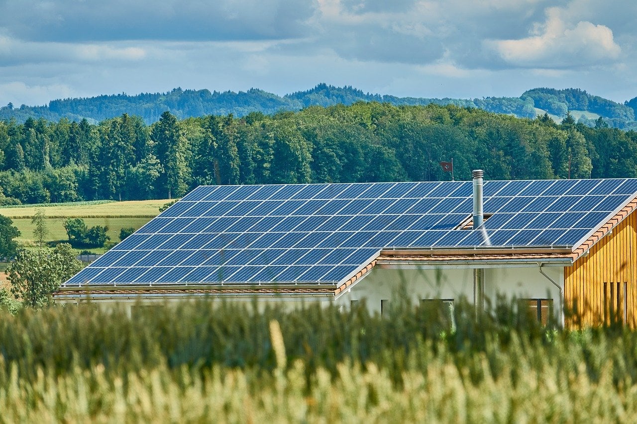 Dachflächenvermietung für Solaranlagen ☀️ Ostsee Magazin